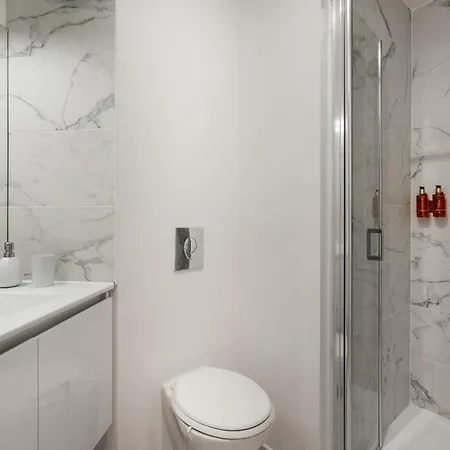 - Dagobert Aparthotel